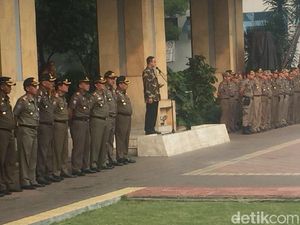 Dari Balai Kota, Anies Berangkat ke Penyegelan Pulau Reklamasi