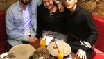 Pesepak Bola Arsenal, Mesut Ozil Ternyata Suka Banget Makan Enak