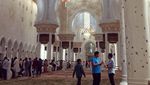 Foto: Masjid Cantik, Swarovski dan Karpet Terbesar Dunia