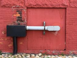 Seniman Ini Ubah Jalanan Biasa Jadi Terlihat Keren