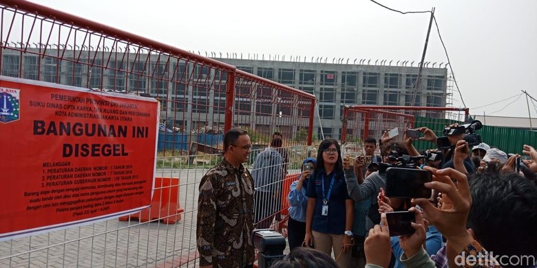 Sederet Tugas Badan Pengelolaan Reklamasi Bentukan Anies Baswedan Sederet Tugas Badan Pengelolaan Reklamasi Bentukan Anies Baswedan