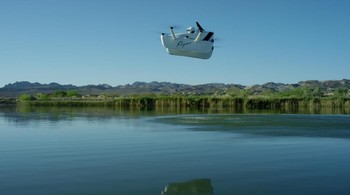 Kendaraan ini dapat terbang antara 1 hingga 3 meter di atas air. Foto: Kitty Hawk
