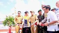 Pjs. Walikota Palembang Akhmad Najib berharap flyover yang telah dibangun ini dapat membantu masyarakat dan mampu mengurai kemacetan terutama pada saat musim mudik 2018 ini. Istimewa/Dok. Humas Kementrian PUPR