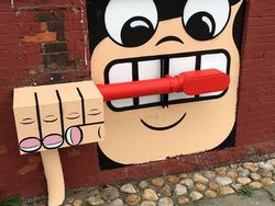 Seniman Ini Ubah Jalanan Biasa Jadi Terlihat Keren