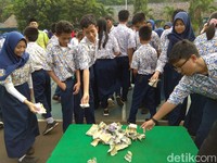 Heboh Hujan Uang di Halim