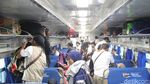 Pemudik Mulai Padati Stasiun Senen