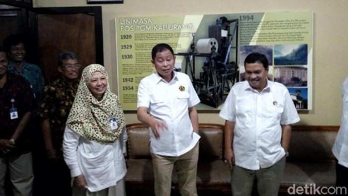 Menteri ESDM Cek Pos Merapi di Kaliurang