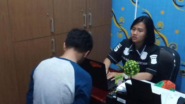 Guru cabul di Depok diperiksa polisi