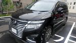 Nissan Elgrand yang Jadi Seru karena Tidak Punya Ban Serep