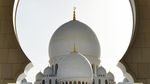 Foto: Masjid Cantik, Swarovski dan Karpet Terbesar Dunia
