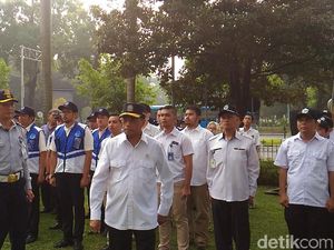 Menhub Prediksi 19,5 Juta Orang Mudik Lewat Angkutan Umum