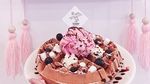 Serunya Mandi Bola dan Cicip Dessert Cantik di Kafe Unicorn Ini