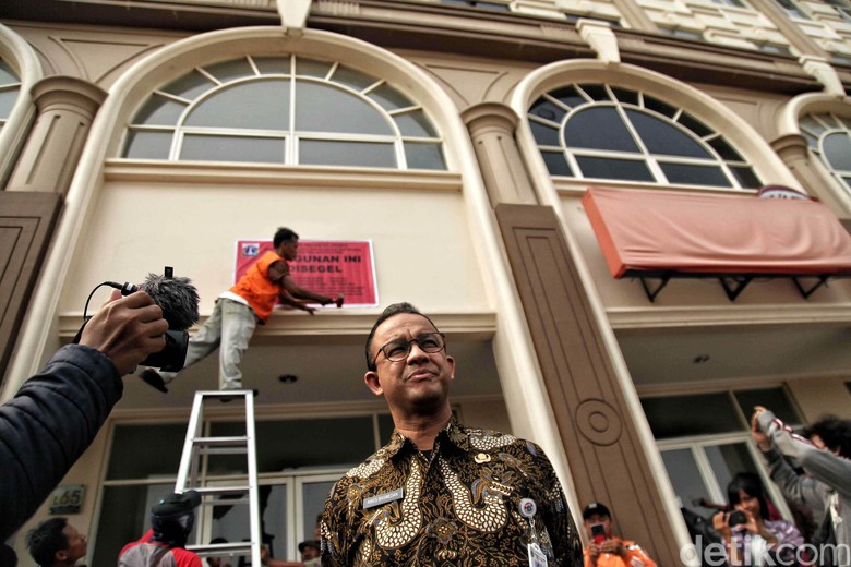 Anies: Yang Sebut Reklamasi Lanjut Berarti Kritik Imajinasi Sendiri Anies: Yang Sebut Reklamasi Lanjut Berarti Kritik Imajinasi Sendiri