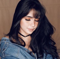 Pemilik akun Instagram @mendasuci ini juga merupakan seorang beauty vlogger dan tergabung dalam komunitas Indonesia Beauty Vlogger. Foto: Instagram @mendasuci