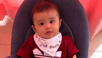 Anak pertama dari Sandra Dewi dan Harvey Moeis ini selalu terlihat mengemaskan. Foto: Dok. Instagram/raphaelmoeis
