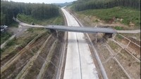 Pemudik yang melalui tol fungsional tidak dikenakan tarif. Dok. Waskita Karya.
