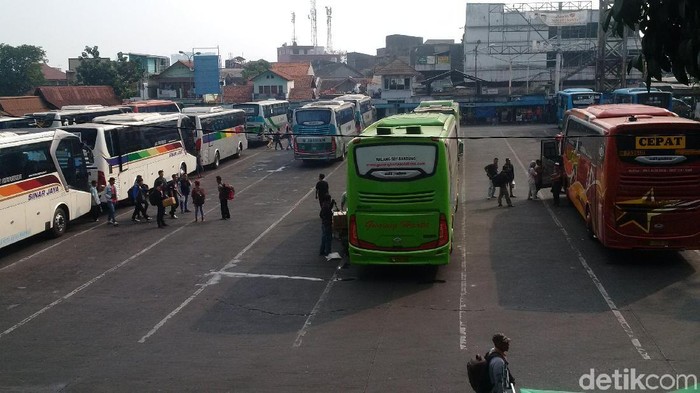 Terminal Cicaheum, arus mudik