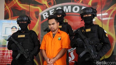 Ini Dia Tampang Sopir Taksi Online Pelaku Pemerkosaan