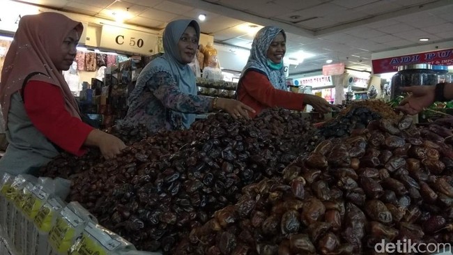 Berbisnis Kurma di Tanah Abang Beromzet Rp 20 Juta/Hari