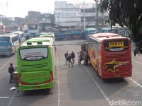 Warga Jabodetabek Curi Start Mudik, PNS Kerja dari Rumah Diperpanjang