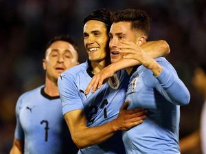 Abaikan Rumor ke Real Madrid, Gimenez Fokus Piala Dunia 2018