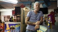 Chef Kenamaan Amerika Anthony Bourdain Meningga di Prancisl, Penyebabnya Diduga Bunuh Diri Chef Kenamaan Amerika Anthony Bourdain Meningga di Prancisl, Penyebabnya Diduga Bunuh Diri