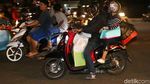 Pemudik Sepeda Motor Mulai Melintasi Kalimalang