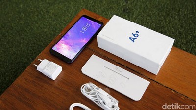 Unboxing Samsung Galaxy A6+