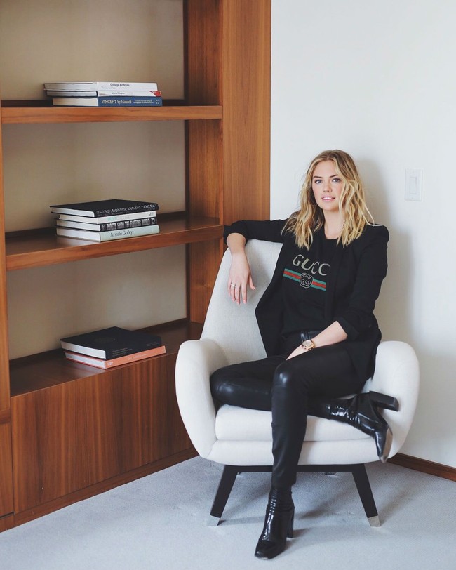 Lebih sering tampil seksi, namun nyatanya Kate Upton tidak nyaman berpose dengan bikini. Aku masih tidak percaya diri ketika memakai baju renang. Itu mengapa Anda harus menjaga makanan dan berolahraga supaya merasa lebih baik, kata Kate kepada Yahoo! Style. Foto: Instagram