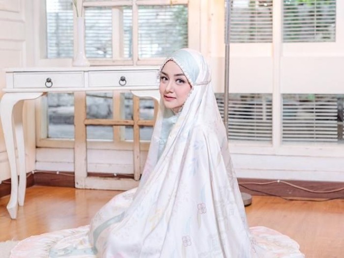 Mukena Duck buatan Vivi Yusof Mukena Duck buatan Vivi Yusof