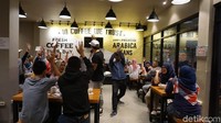 Kebayangkan gimana serunya acara dTraktir Detikcom? Masih ada kesempatan besok nih. Kira-kita dimana ya restoran yang akan jadi tempat dTraktir Detikcom? Pantau terus Instagram Detikcom dan DetikFood ya! Foto: Dok. detikFood