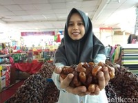 Berbisnis Kurma di Tanah Abang Beromzet Rp 20 Juta/Hari