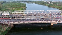 Pemeliharaan Jembatan Cincin Lama dan Baru dilakukan secara rutin oleh BBPJN VIII Ditjen Bina Marga. Pada tahun 2018 alokasi dana preservasi dan rehabilitasi 15 jembatan di ruas jalan Babat-Tuban-Lamongan-Gresik sebesar Rp 5,7 miliar. Dari jumlah tersebut preservasi untuk Jembatan Cincin Lama dan Jembatan Cincin Baru sebesar Rp 1,29 miliar. Istimewa/Kementerian PUPR.