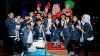 Seperti momen ulang tahun Parto ke-57 yang dirayakannya bersama anak-anaknya. Dok. Instagram/dienz_36