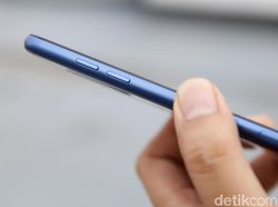 Unboxing Samsung Galaxy A6+