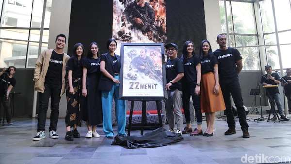 Ardina Rasti, si Desi yang Nyebelin di Film 22 Menit Ardina Rasti, si Desi yang Nyebelin di Film 22 Menit