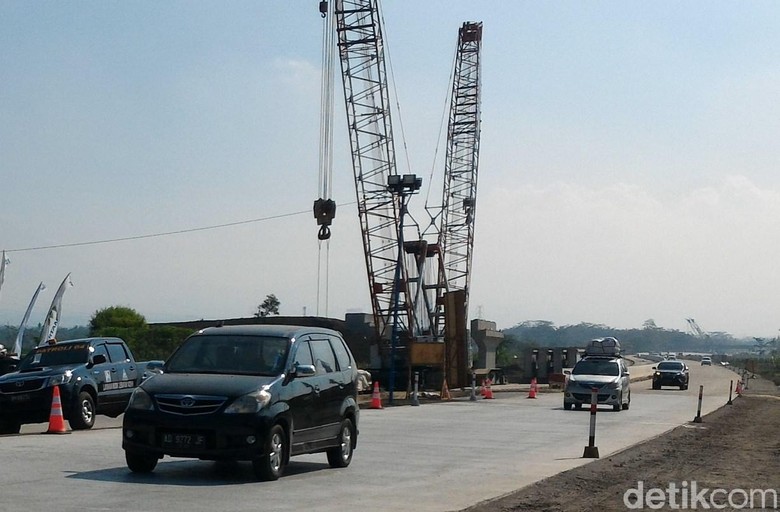 Mudik Bawa Mobil  yang Aman Berangkat Malam  atau Siang 