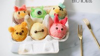 Kalau yang ini kue bolu warna-warni yang tak kalah menggemaskan. Semua karakter diberi mata, hidung bahkan telinga yang membuatnya makin terlihat lucu. Foto: Istimewa