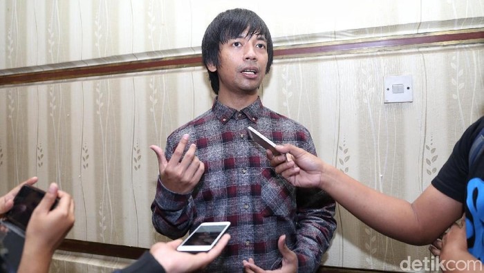 Istri Hamil, Rian Dmasiv Ngidam Nasi Padang