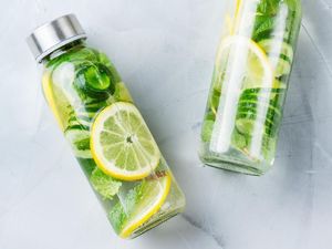 Selain Air Putih, Ini Minuman yang Bisa Disiapkan untuk Bekal