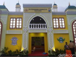 Pos Pengamanan Arus Mudik di Gresik ini Dibangun Mirip Masjid
