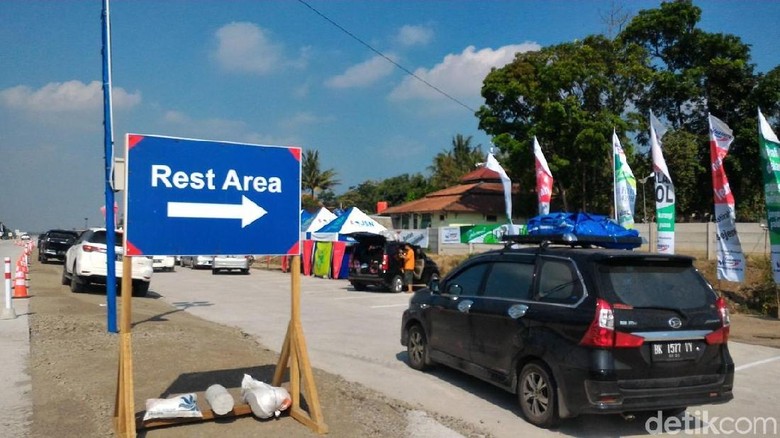 Jelang Arus Balik, Menhub Janji Tambah Toilet di Tol Fungsional Jelang Arus Balik, Menhub Janji Tambah Toilet di Tol Fungsional