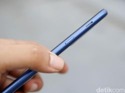 Unboxing Samsung Galaxy A6+