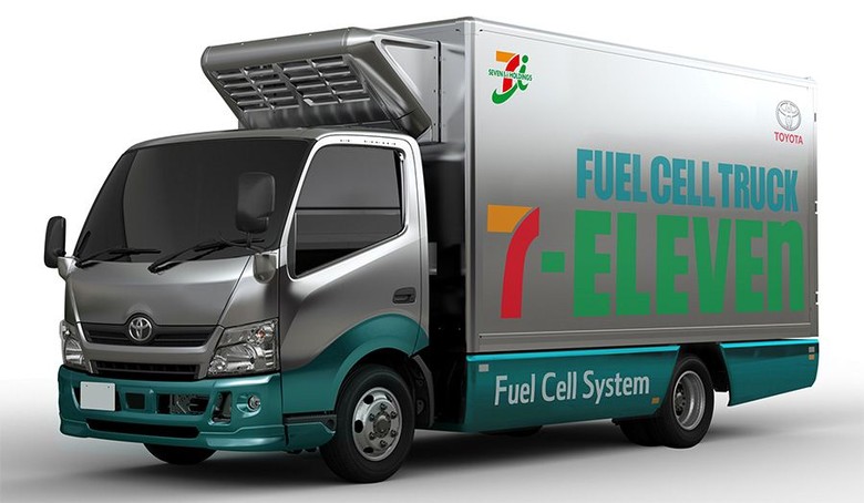 Truk fuel-cell Toyota untuk 7-Eleven. Foto: Toyota Truk fuel-cell Toyota untuk 7-Eleven. Foto: Toyota