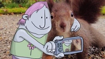 Selfie dengan tupai. (Foto: Instagram/lucaslevitan)