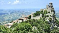 Dikelilingi oleh Italia, San Marino yang merupakan negara terkecil kelima di dunia memiliki keindahan yang tak kalah dengan tetangganya. Namun ternyata, negara ini hanya dikunjungi sekitar 60 ribu turis per tahunnya menurut data UNWTO (Thinkstock)