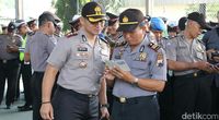 Seluruh personel Polres Kebumen diwajibkan mengunduh aplikasi Waze untuk amankan mudik tahun ini.