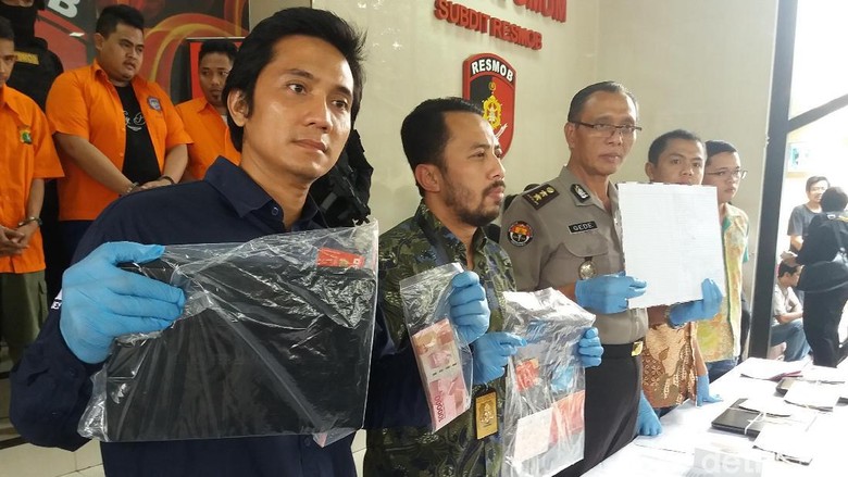 Bajak Akun Driver Ojol, Komplotan Ini Raup Untung Rp 1 Miliar Bajak Akun Driver Ojol, Komplotan Ini Raup Untung Rp 1 Miliar
