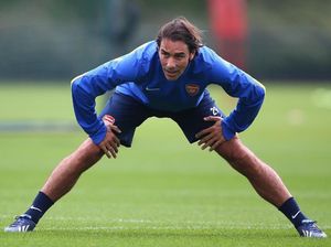 Pires Tawarkan Diri Jadi Penghubung untuk Emery dan Pemain Arsenal