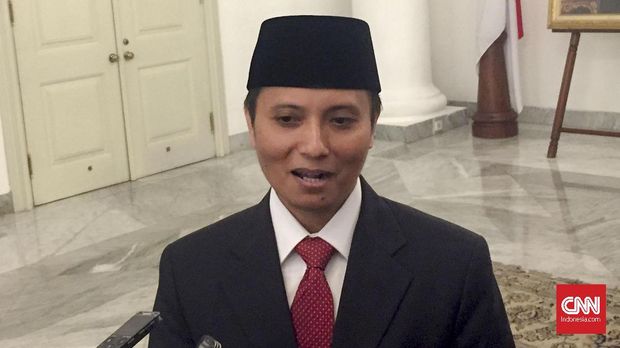 Dzikran Kurniawan, Kepala Unit Fasilitas Pemilik Rumah Sejahtera Dinas Perumahan dan Kawasan Pemukiman Provinsi DKI Jakarta, di Balai Kota, Jumat (8/6).